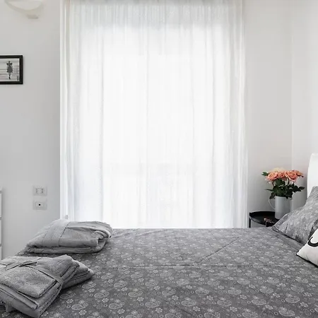 Stupendo E Accogliente Apt Milan Exterior photo